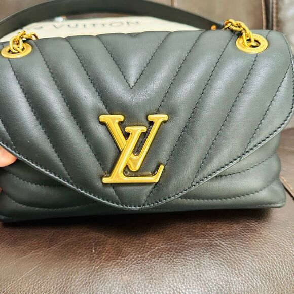 Louis Vuitton New Wave Chain Bag Noir - Picture 6 of 16